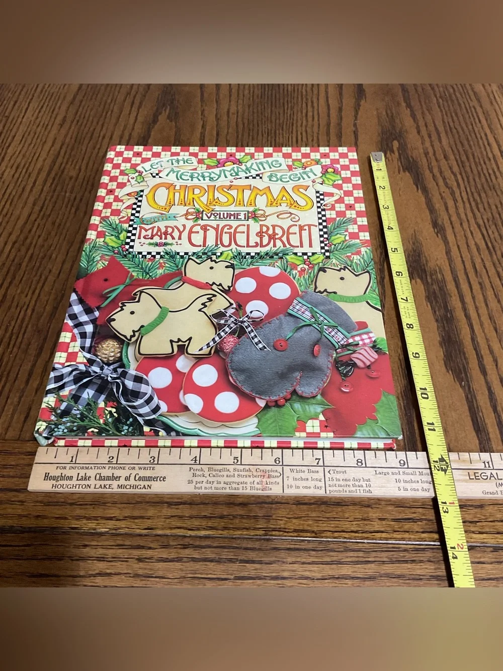 Mary Engelbreit Cookbooks: Dining Out & Christmas V 1.